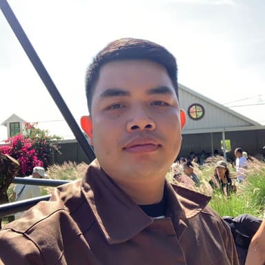 Profile picture of influencer phufamfu on UGCs.me