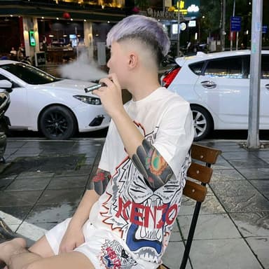 Profile picture of influencer tuyetminhanh.2k1 on UGCs.me